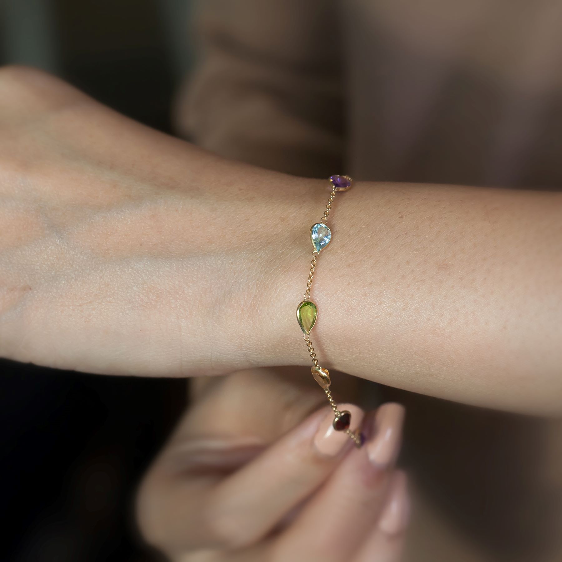 007-02-2026-bracelet Pear-Cut Multicolor Gemstone Bracelet