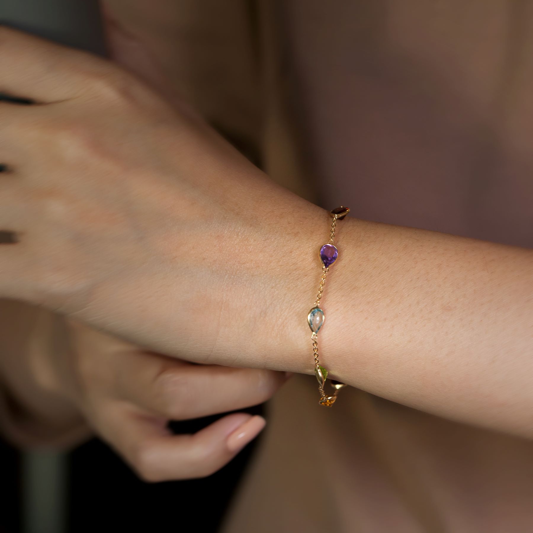 007-03-2026-bracelet Pear-Cut Multicolor Gemstone Bracelet