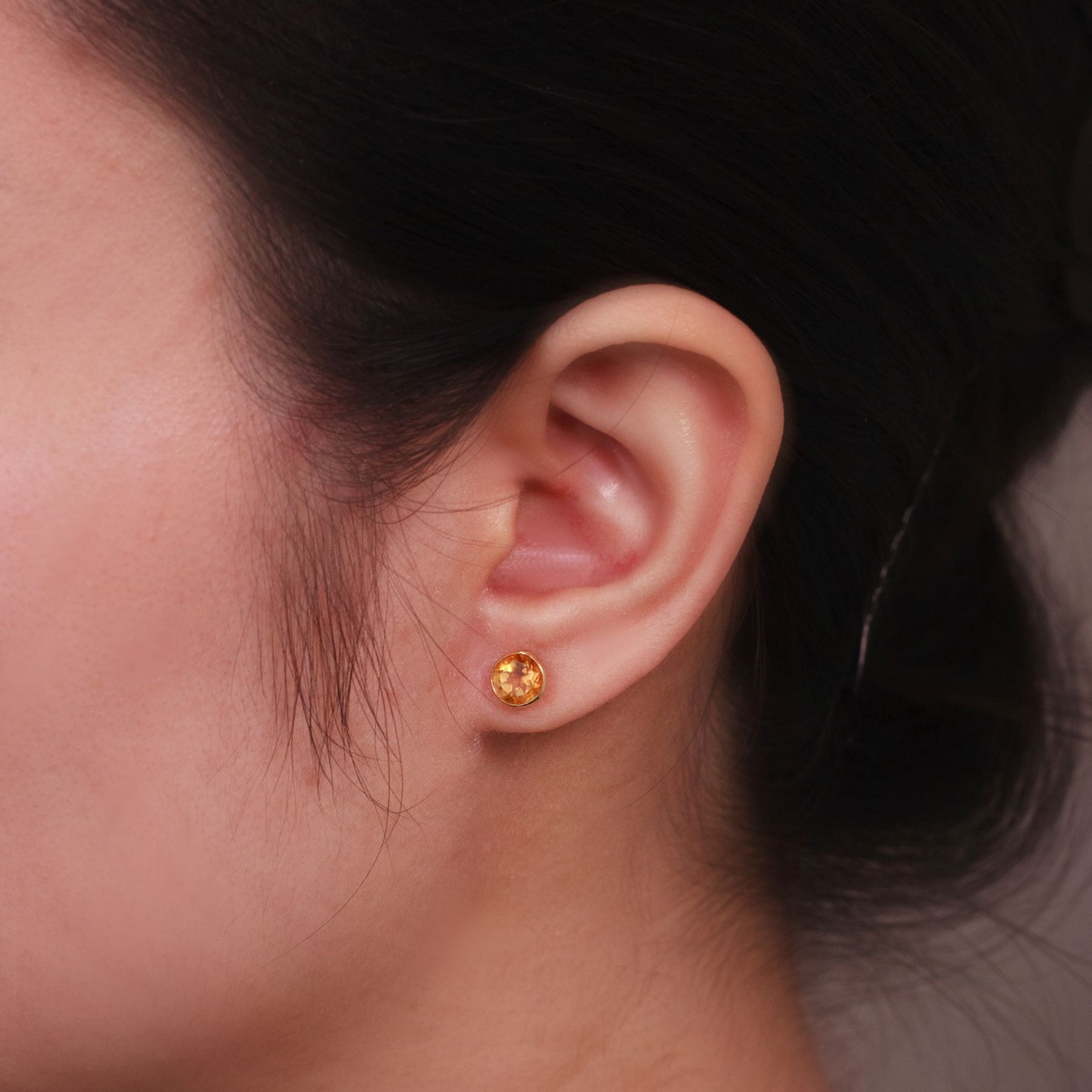 020-03-2026-E646CT(6M) 3 Citrine Round Stud Earrings